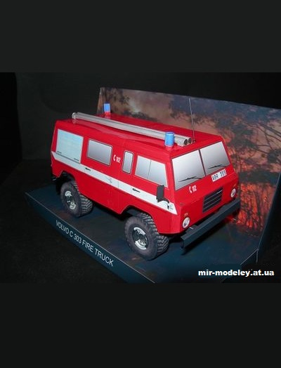 №11383 - Пожарный внедорожник Volvo C 303 Fire Pump Truck (Paperdiorama) из бумаги