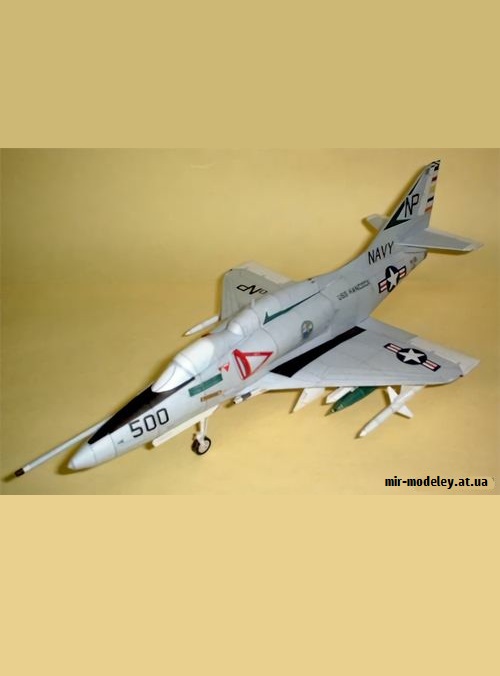 №9278 - McDonnell Douglas A-4F Skyhawk (P.Model / Canon) из бумаги